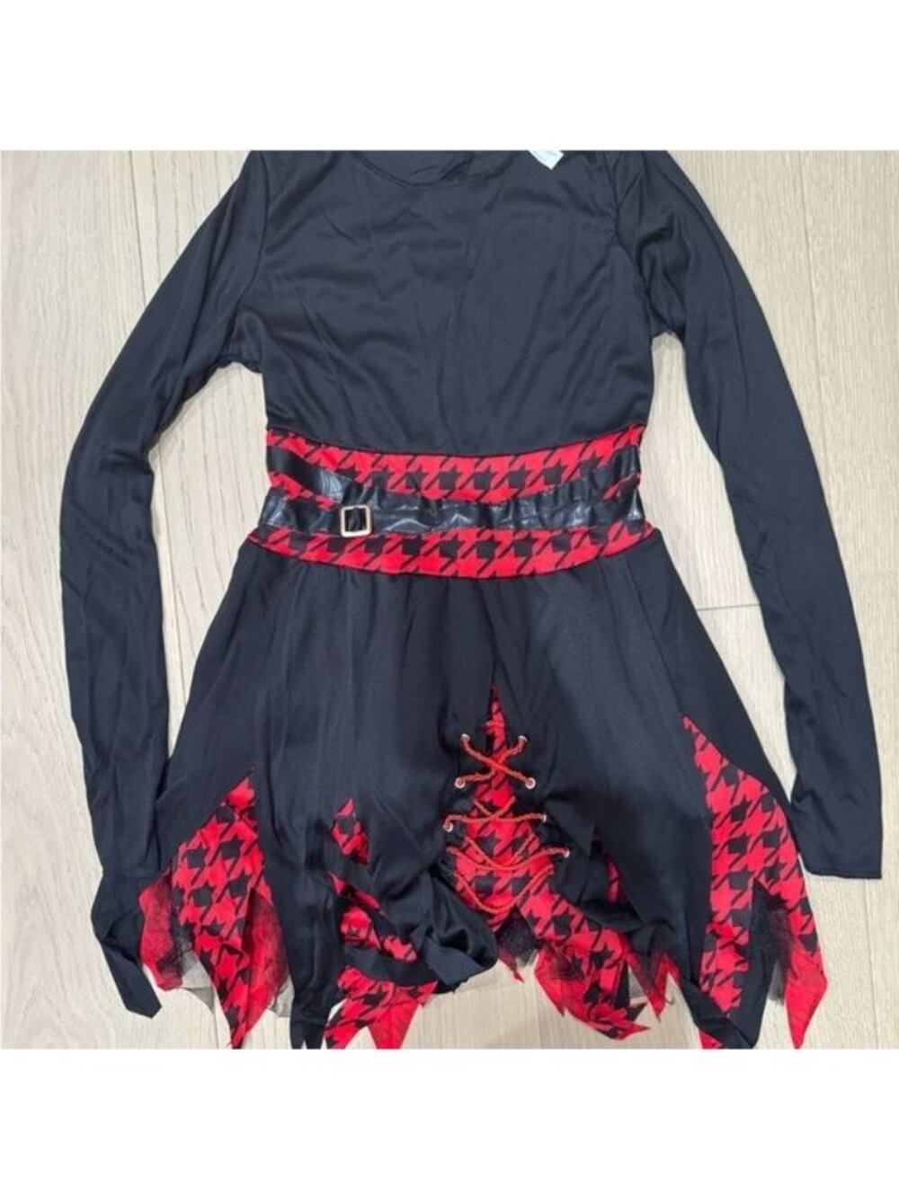Amscan Red & Black Riding Hood Rebel Costume | Girl's Large (12-14) | NWT - Picture 9 of 10